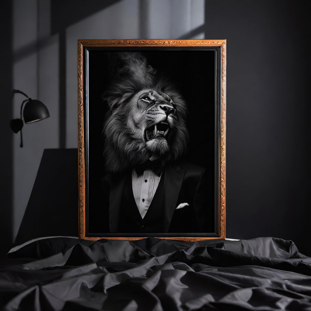 Majestic Lion Tuxedo Frame