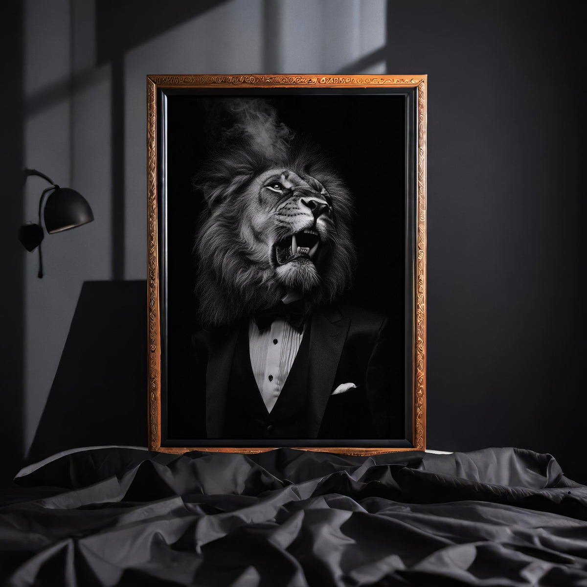 Majestic Lion Tuxedo Frame